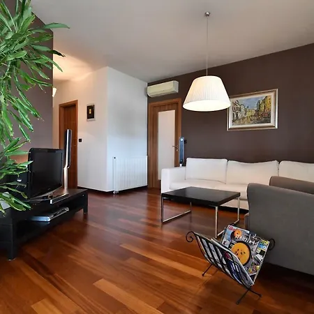 Penthouse Apartamento Pula