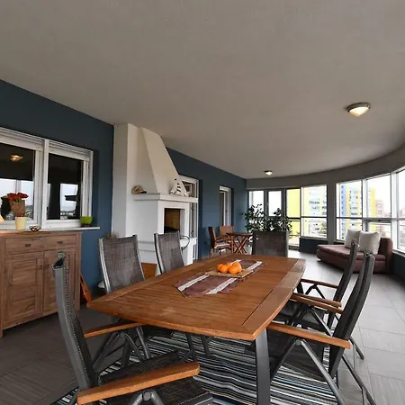 Apartment Penthouse